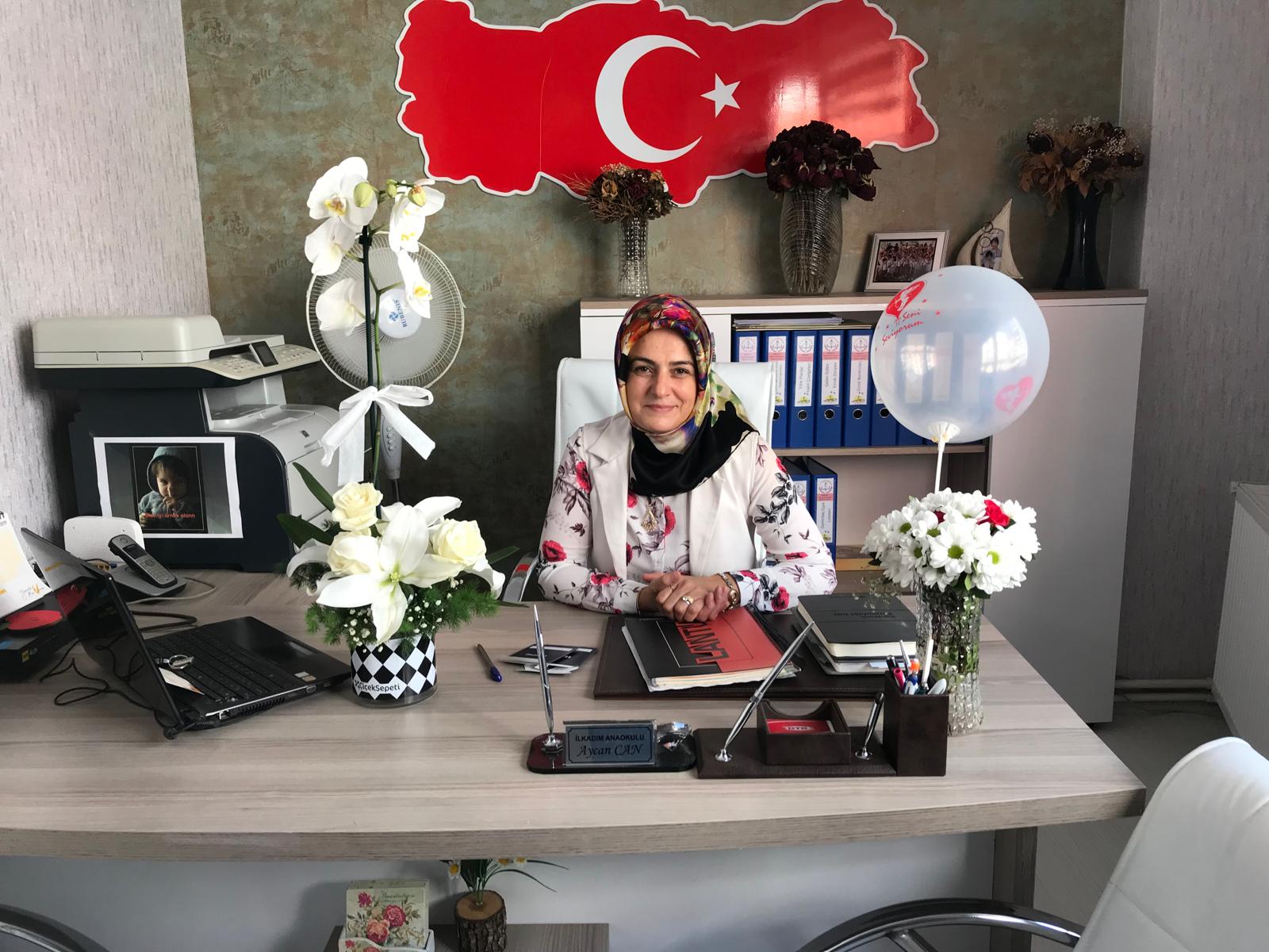 Okul Müdürü Aycan Can